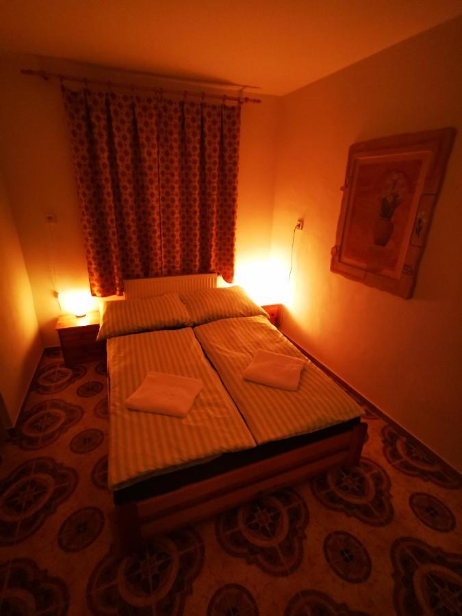 Apartman Na Namesti 55 Drnholec Экстерьер фото